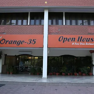 Orange 35 Hotel