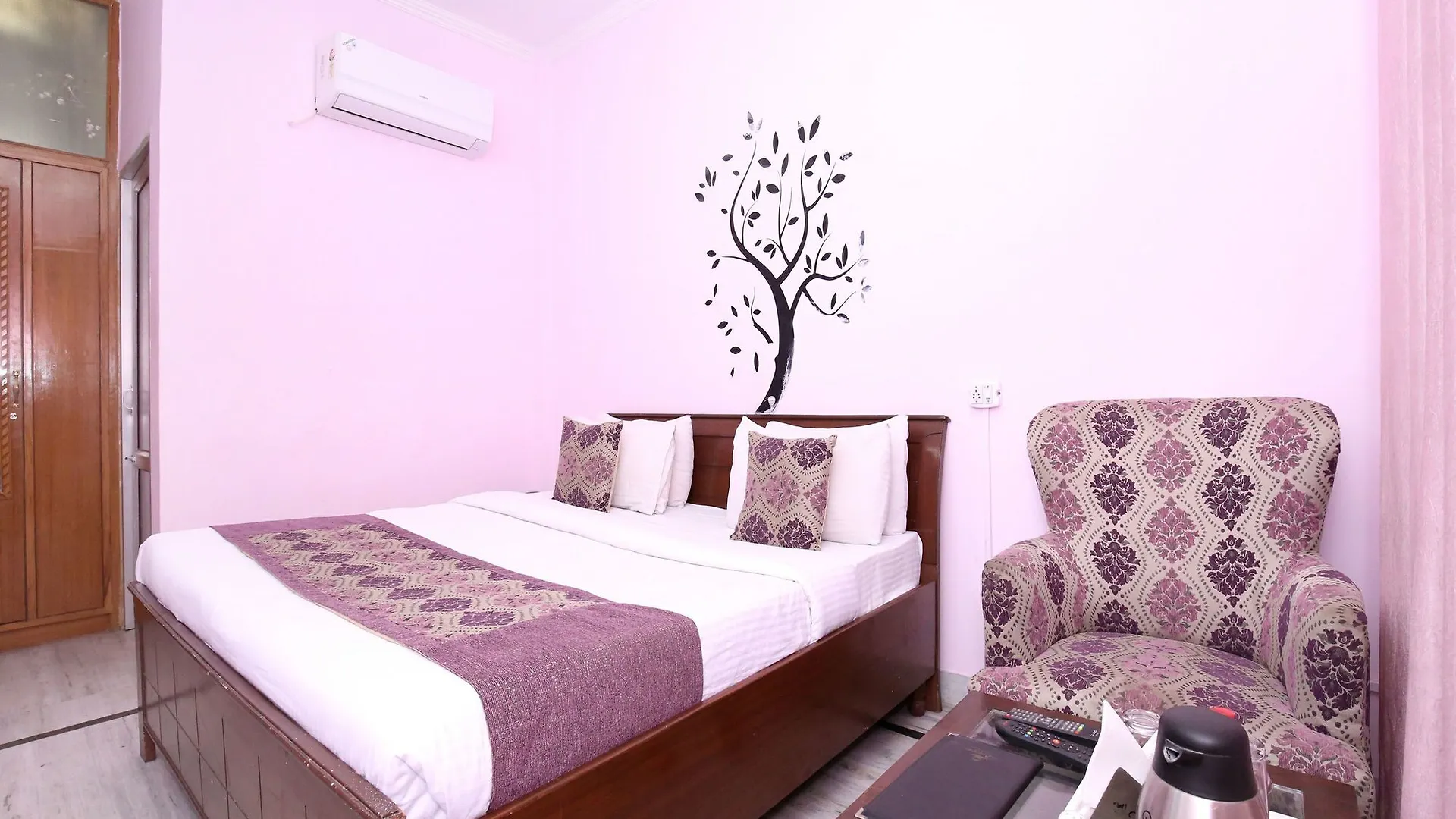 Oyo 6463 Hotel Dove Chandigarh