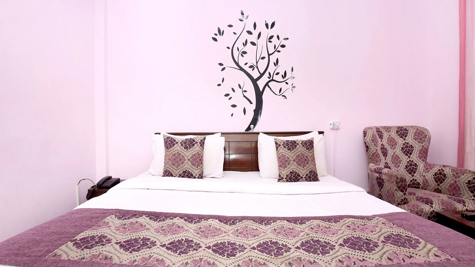 Oyo 6463 Hotel Dove Chandigarh 3*,