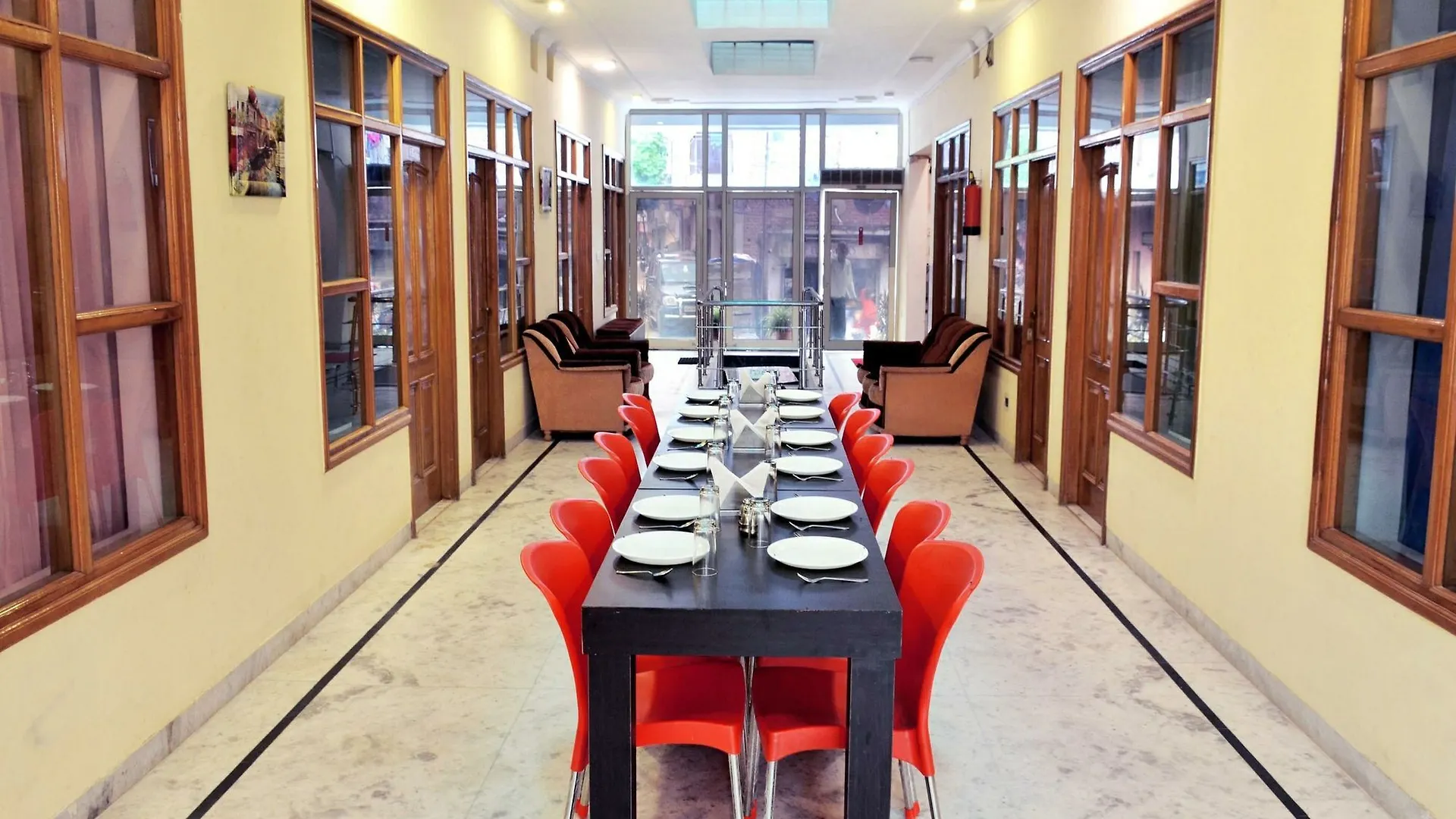 Oyo 6463 Hotel Dove Chandigarh